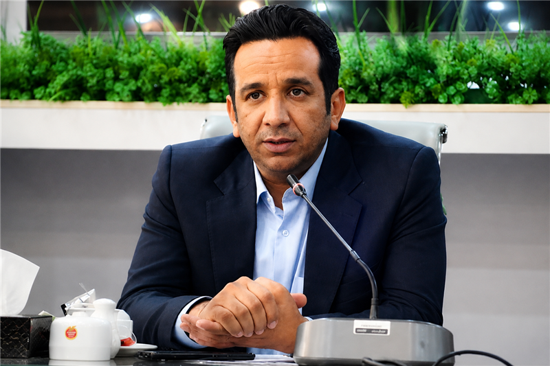فرحبخش: دیگر صرفاً مجری نیستیم، مطالبهگریم/ زنگ خطر در دیار کریمان با ۷۰۱ هزار دانشآموز فرحبخش: دیگر صرفاً مجری نیستیم، مطالبهگریم/ زنگ خطر در دیار کریمان با ۷۰۱ هزار دانشآموز