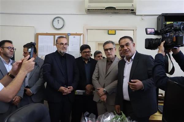 فصلِ همدلی، فصلی برای شکوفایی/ وقتی عزم جهادی، چهره شهر را دگرگون میکند فصلِ همدلی، فصلی برای شکوفایی/ وقتی عزم جهادی، چهره شهر را دگرگون میکند