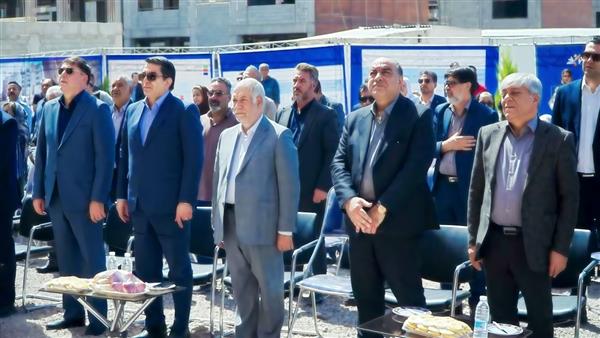 کلید ۸۰ واحد «بلدالامین» به دست متقاضیان کرمانی رسید